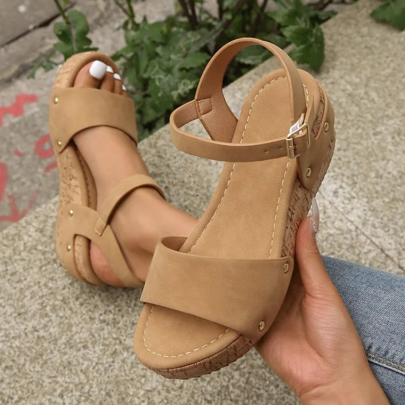 Women's Sandals Platform Wedge 2024 Summer Ladies Shoes Buckle Strap Heeled Sandal Rivet Footwear