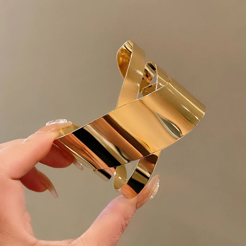 Metal Ring Multi-layer Geometric Alloy Bracelet For Women Exaggerated Cool Style Arm Ring Light Luxury Party Jewelry Accessories