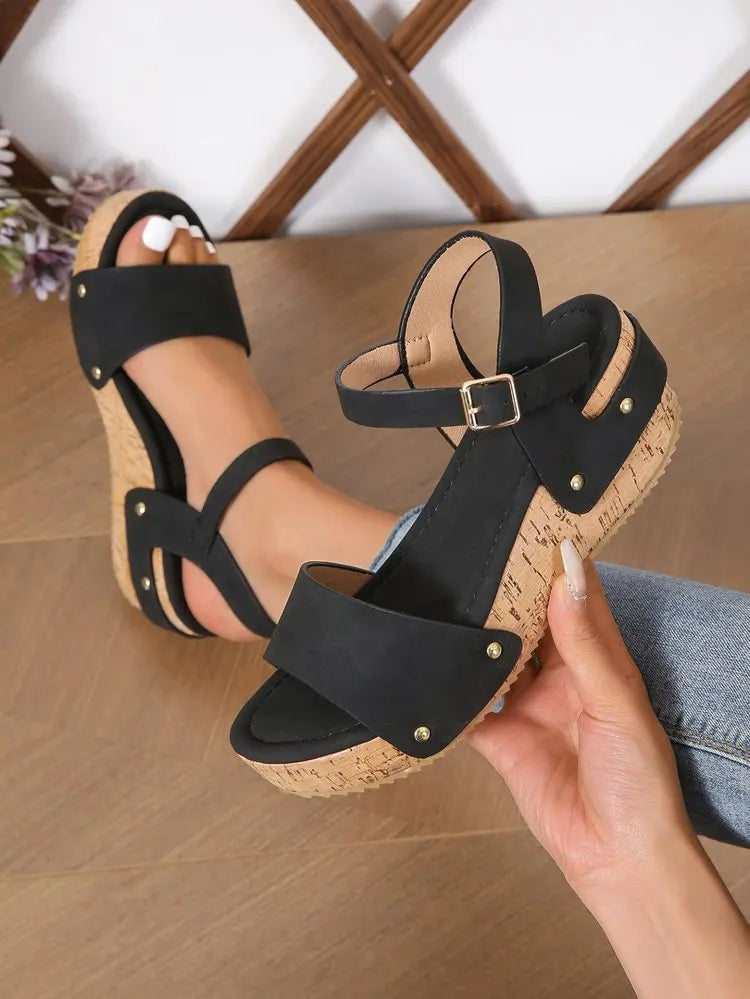 Women's Sandals Platform Wedge 2024 Summer Ladies Shoes Buckle Strap Heeled Sandal Rivet Footwear