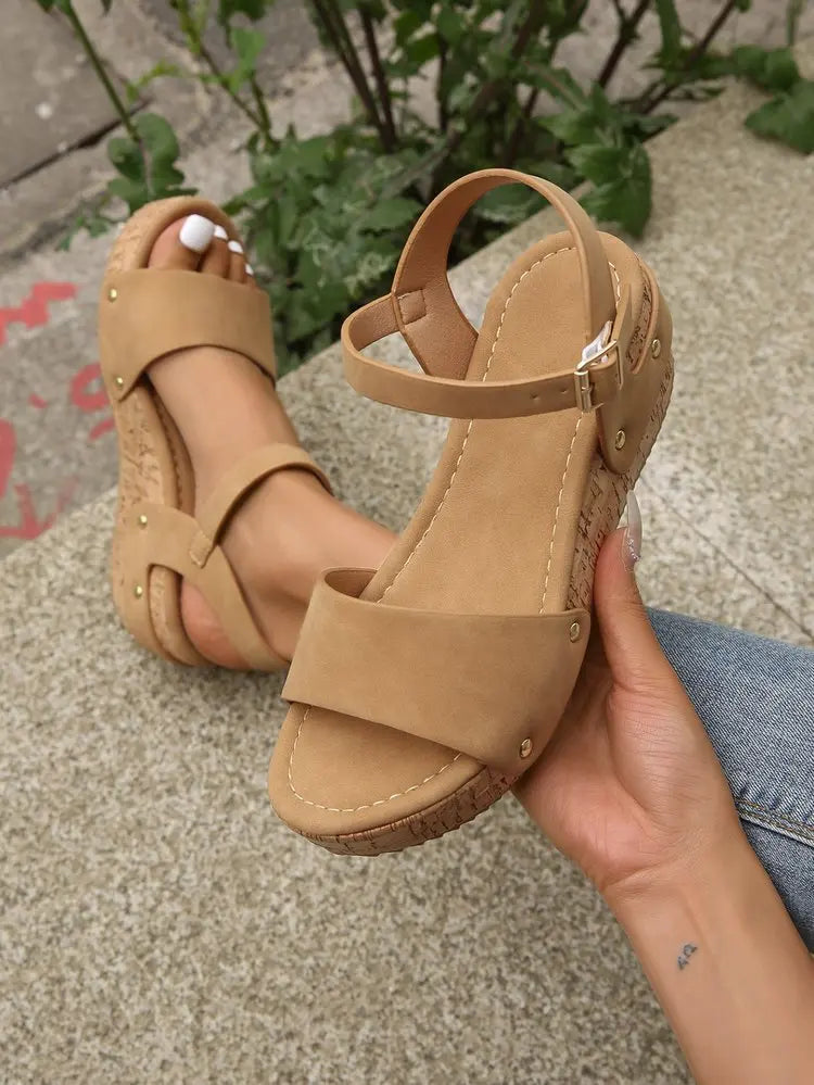 Women's Sandals Platform Wedge 2024 Summer Ladies Shoes Buckle Strap Heeled Sandal Rivet Footwear