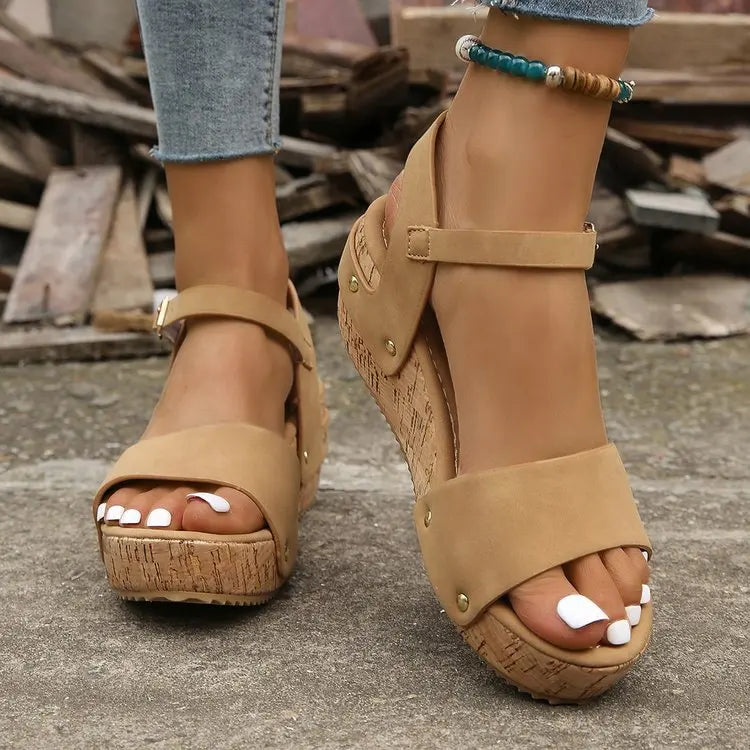 Women's Sandals Platform Wedge 2024 Summer Ladies Shoes Buckle Strap Heeled Sandal Rivet Footwear
