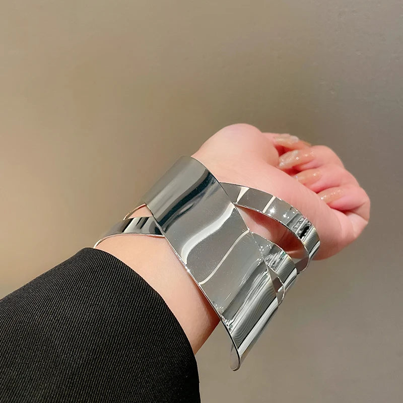 Metal Ring Multi-layer Geometric Alloy Bracelet For Women Exaggerated Cool Style Arm Ring Light Luxury Party Jewelry Accessories