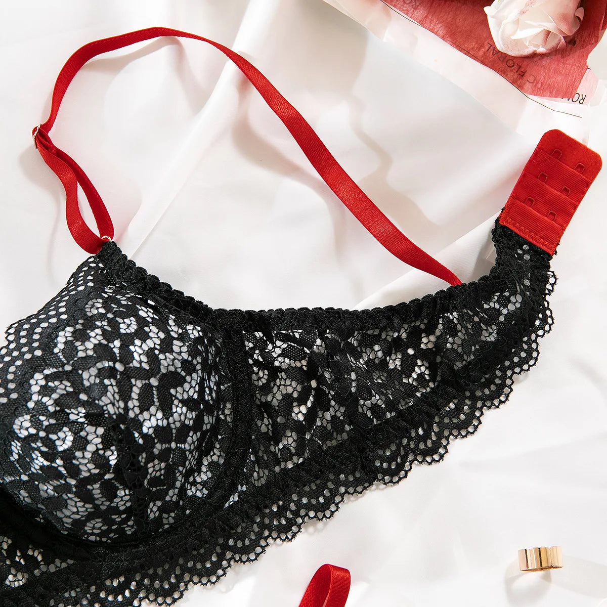 Krasapt Attractive Bilizna Intimate Lace Sexy Lingerie Set Women Hollow Out Patchwork Bra G-String Two Piece Sensual Erotic Suit