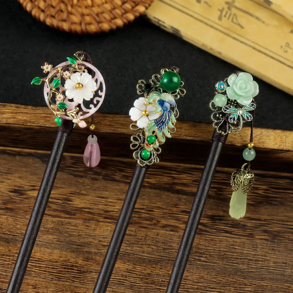 Vintage Chinese Wood Hair Sticks for Women Handmade Luxury Flower Hairpins Hair Chopsticks Wedding Party Head Jewelry Accessory