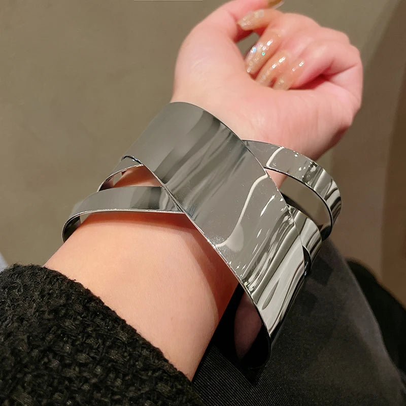 Metal Ring Multi-layer Geometric Alloy Bracelet For Women Exaggerated Cool Style Arm Ring Light Luxury Party Jewelry Accessories