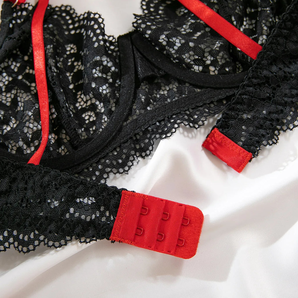Krasapt Attractive Bilizna Intimate Lace Sexy Lingerie Set Women Hollow Out Patchwork Bra G-String Two Piece Sensual Erotic Suit