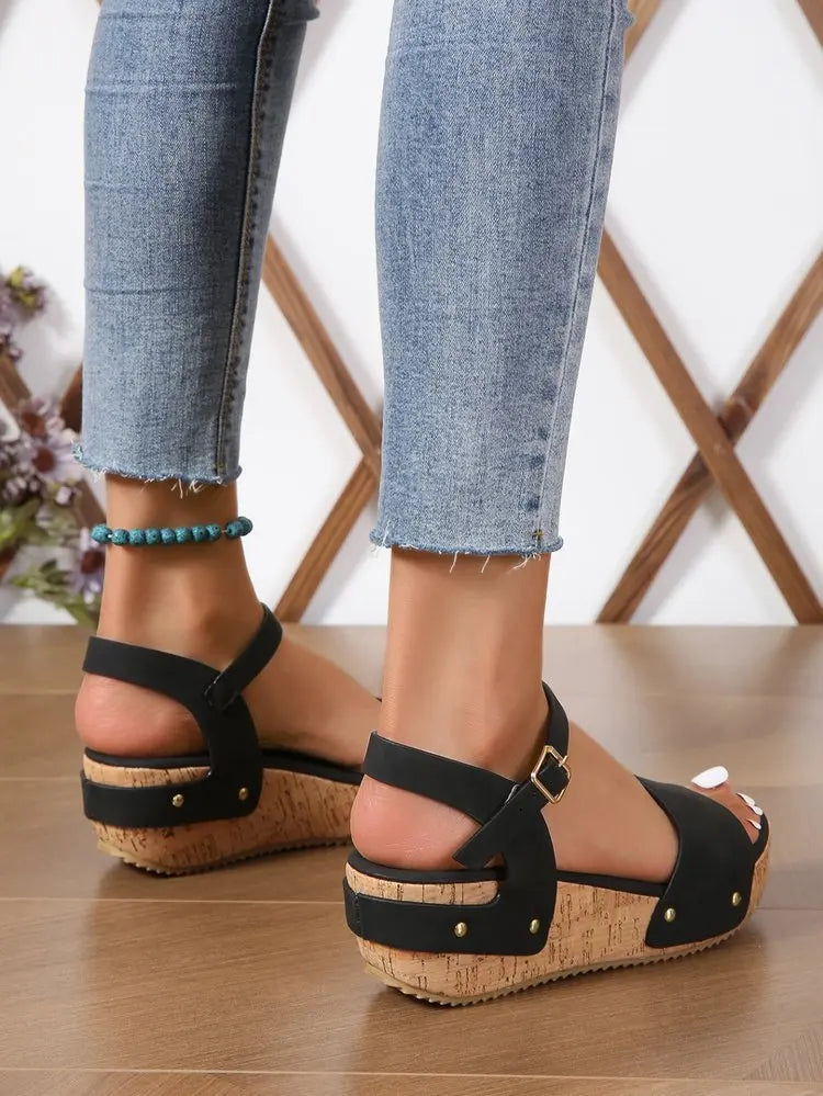Women's Sandals Platform Wedge 2024 Summer Ladies Shoes Buckle Strap Heeled Sandal Rivet Footwear